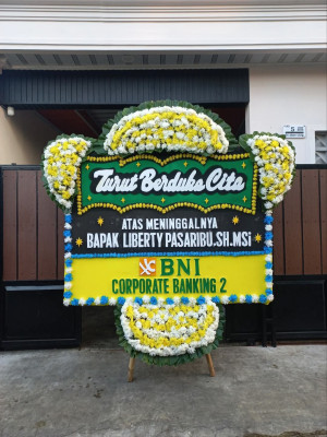Papan Bunga Duka di Kebuyutan