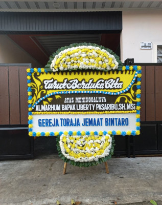 Papan Bunga Duka di Kebuyutan