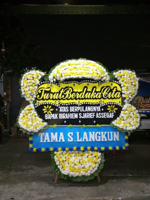 Papan Bunga Duka di Kebuyutan